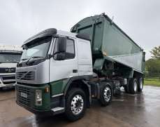 2008 Volvo FM9 380 8X4 Tipper Truck